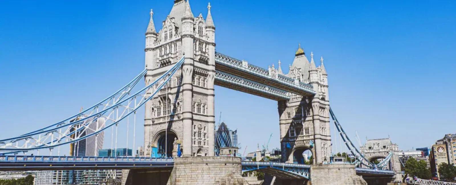 UK best tourist place tower bridge